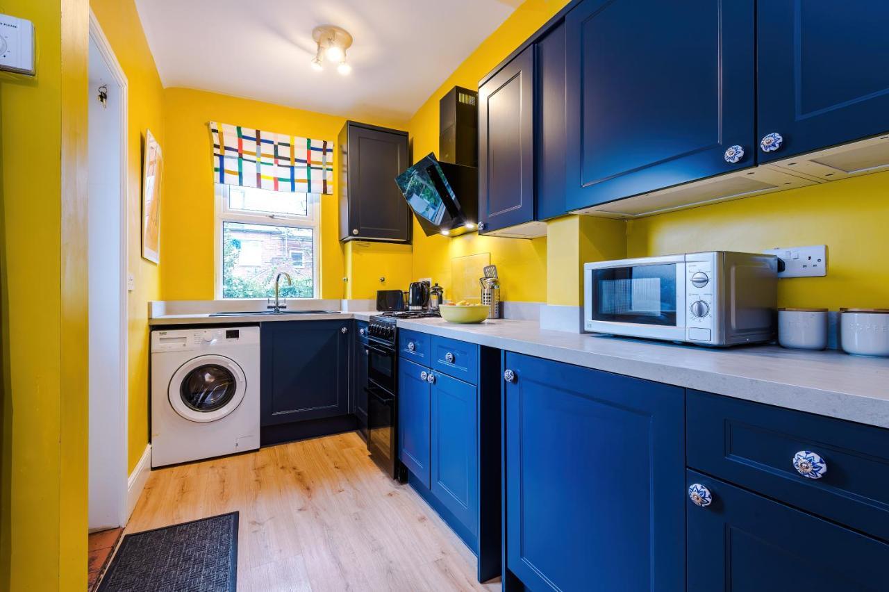 Cosy House With Garden & Parking, Sheffield Villa Eksteriør billede