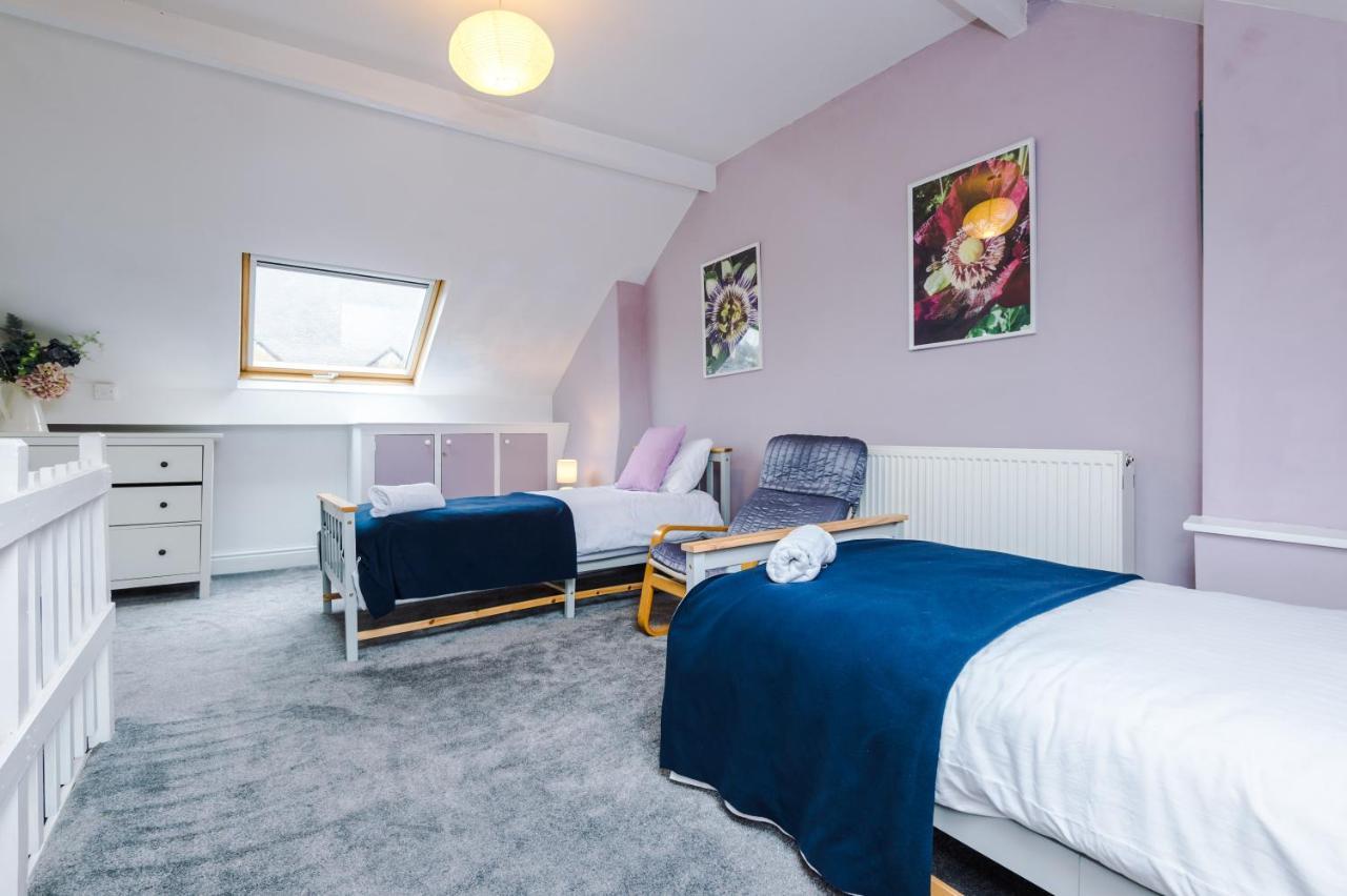Cosy House With Garden & Parking, Sheffield Villa Eksteriør billede